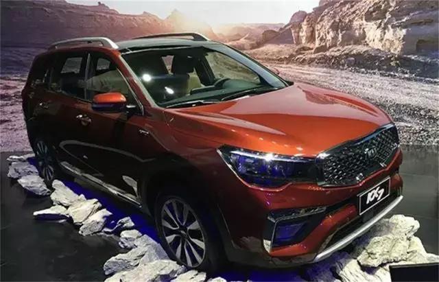 起亚KX7不足15万,7座SUV,满足国六排放标准
