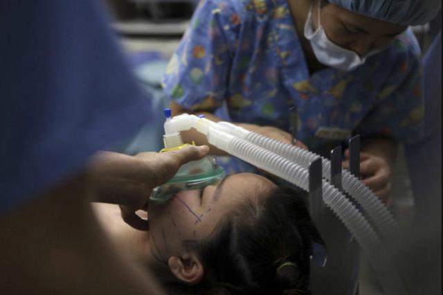 双胞胎母亲整容致死：医方违规全麻手术负主责