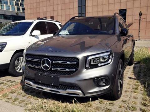 总算没白等！国产“奔驰GLB”实车亮相，5/7座任选，配1.3T引擎