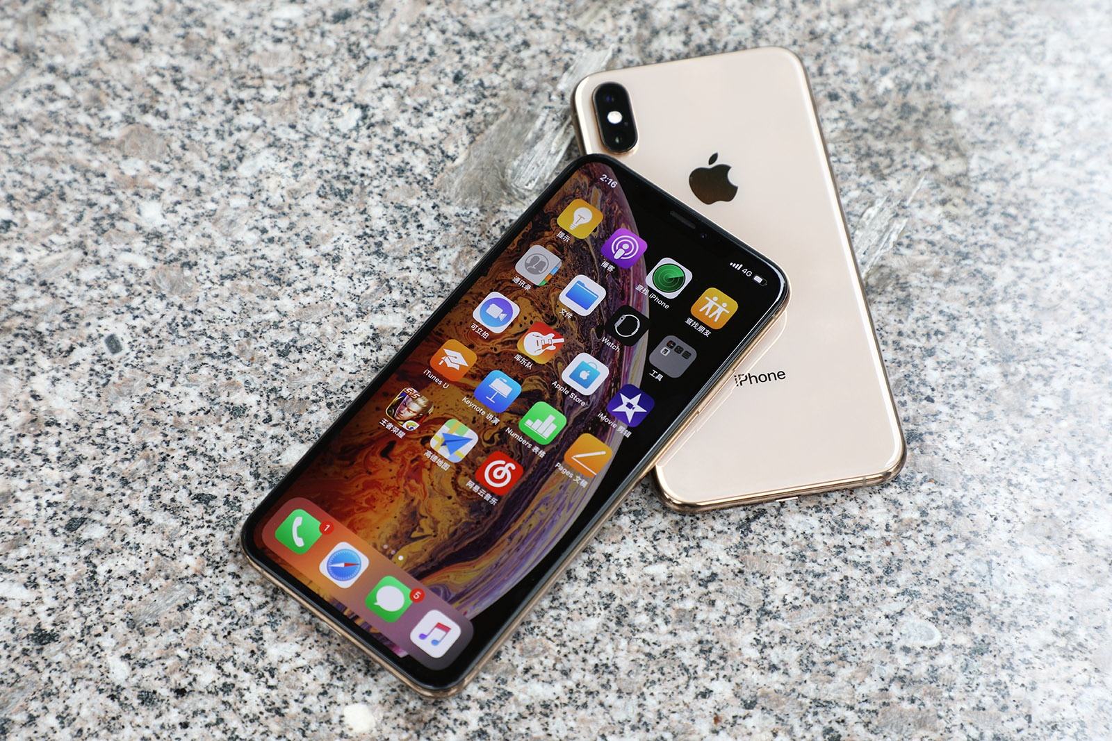 iphonexs max和iphone13 d4cd-ihqyuym0606967.jpg