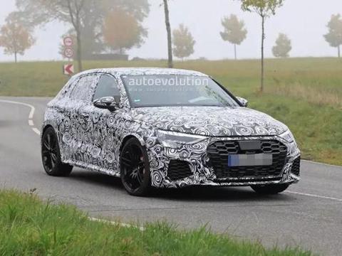 新一代奥迪RS 3谍照曝光，跑得快的比它贵、比它便宜的没它快？