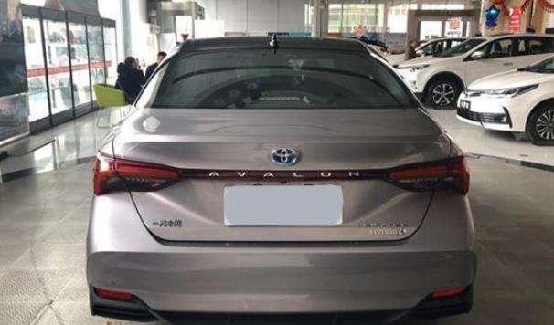 首次入华的中型合资轿车,运动范十足,油耗低至4.3L