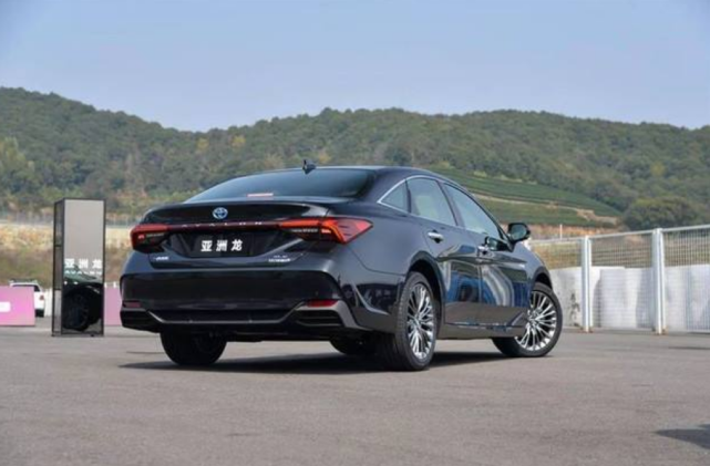 比帕萨特更霸气,气派不输奥迪A6l,不足20万迷倒众人