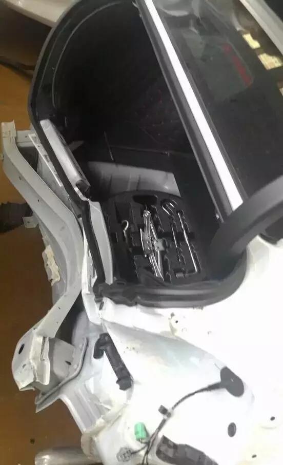 小心被忽悠！一到国内就减配，这些猫腻你能忍吗？