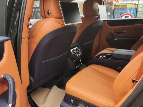 造型典雅 性能出色 19款添越V8实拍感受