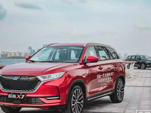 青岛不为人知的美食哪里找？跟着长安欧尚X7走准没错丨祺哥Vlog