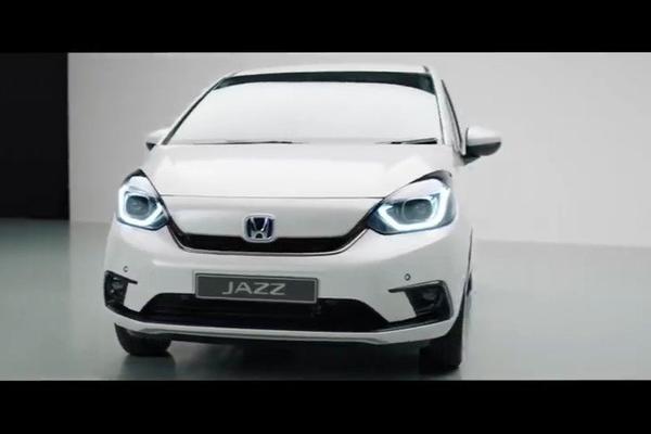 新一代飞度来了，全系混动，内饰升级！