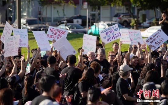 皇冠开户以皇冠足球投注为主·市场监管总局局长张茅等就“加强市场监管 维护市场秩序”答记者问: 五处强调标准
