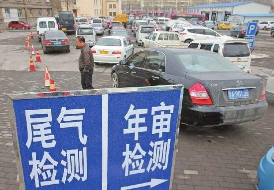 車輛年檢時,原地一腳油門飆到4000轉,真有這個必要嗎?