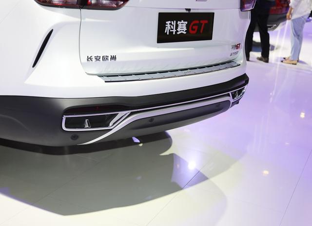 顶配15万,2.0T+8AT加持,价格很厚道!这SUV能火吗?