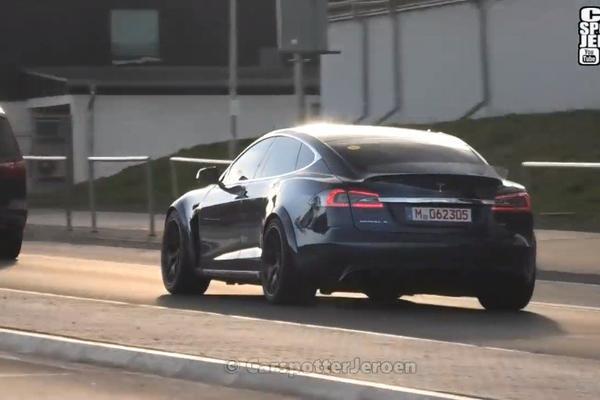 特斯拉再次刷新纽北成绩：7分13秒 ！