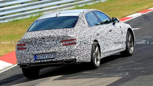 全新Genesis G80路试谍照公布,或搭3.5升V6发动机