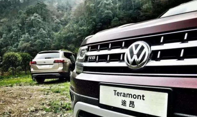 上市2年仍被热捧，车长超5米，直降5万铁了心要取代汉兰达