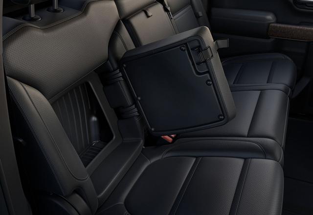 全新GMC SIERRA Denali皮卡进博会首发亮相