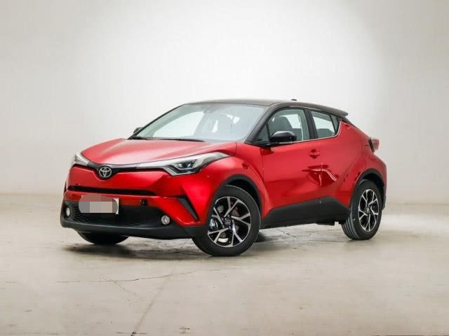 2020款丰田C-HR进店!换装1.5T引擎五款车型可选,或17W能活?
