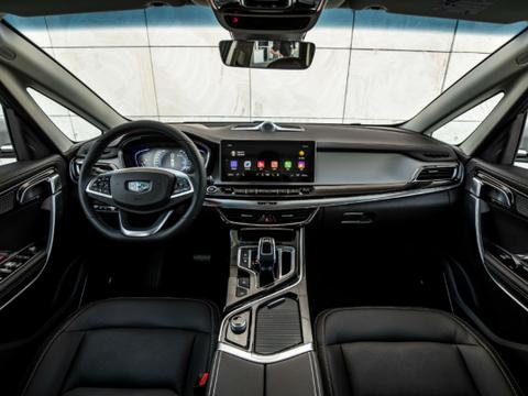 全新MPV半年卖2.3万台，售价不足15万，还送5千自驾游基金