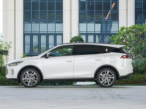 有它谁还看汉兰达！车宽1950毫米，配四驱系统破百仅4.5秒