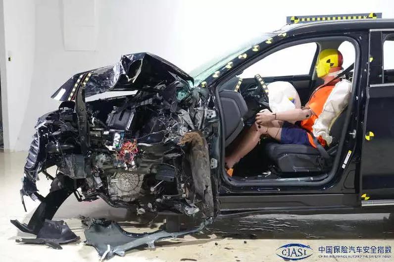 2019最严碰撞测试 仅一款中国车获“全优”
