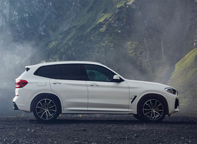 宝马X3插混版实拍曝光,预计明年年内上市