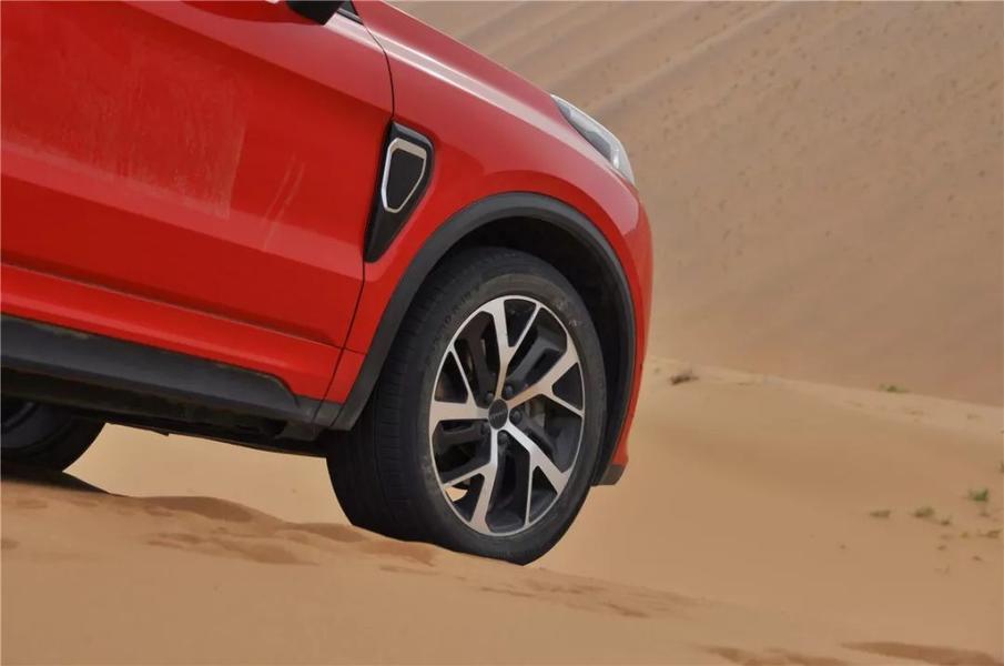 一台城市SUV也能穿越沙漠？