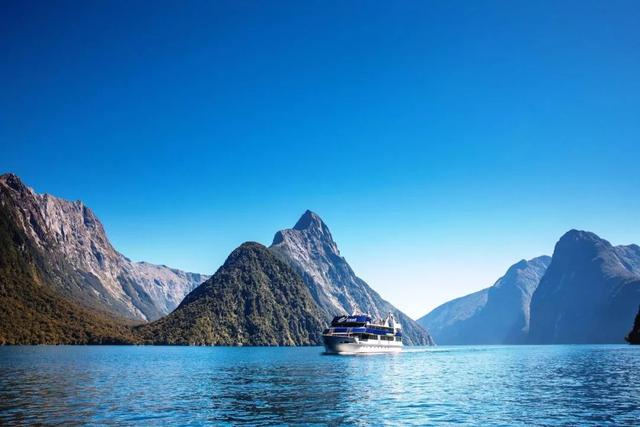 新西兰旅游攻略,带你走遍的最美景点