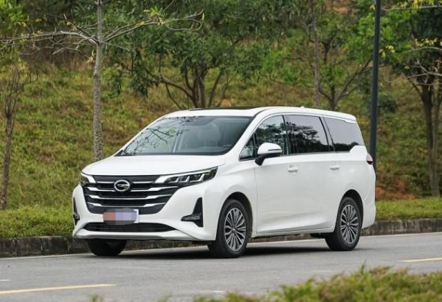 11万起的传祺GM6真的好吗?比得过大通G50吗?车主十个字道破