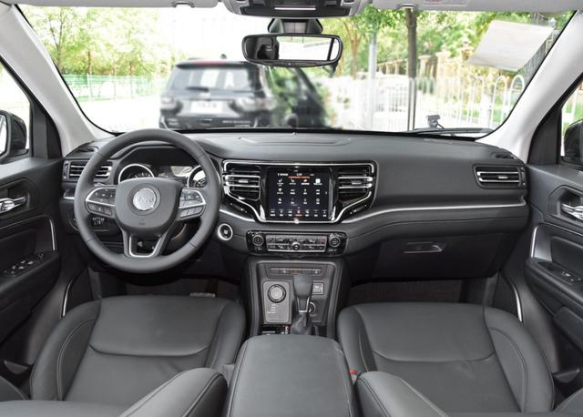 想买七座SUV,汉兰达和大指挥官谁更具有性价比