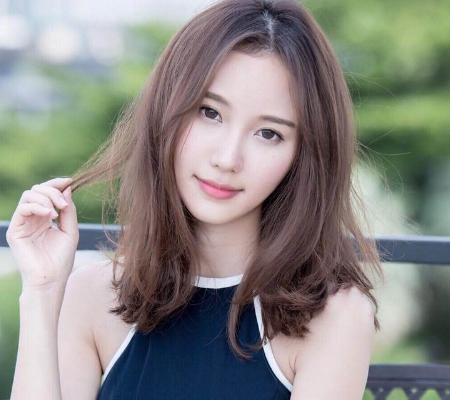 笑一笑十年少:儿子感冒了,拿着纸让他往外用力擤鼻涕.