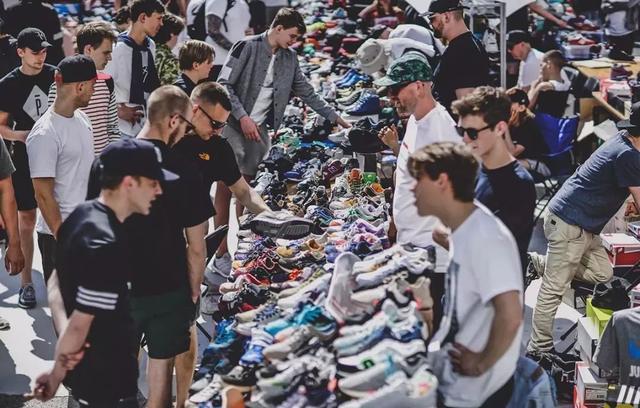 炒鞋致富？跟风炒鞋的学生陷入囚徒困境