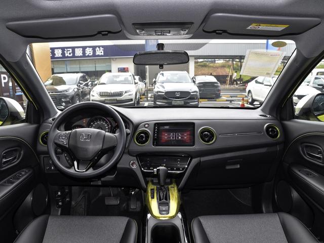 至今大众、丰田都卖不过这台车,涡轮、自吸都有,12.79w起售