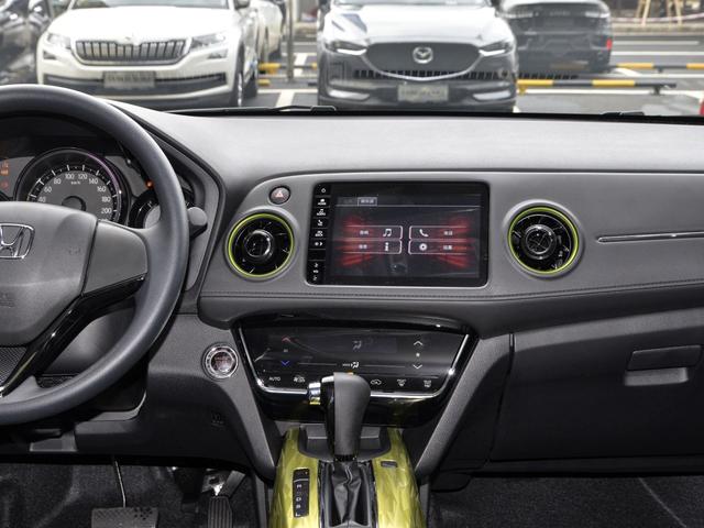 至今大众、丰田都卖不过这台车,涡轮、自吸都有,12.79w起售