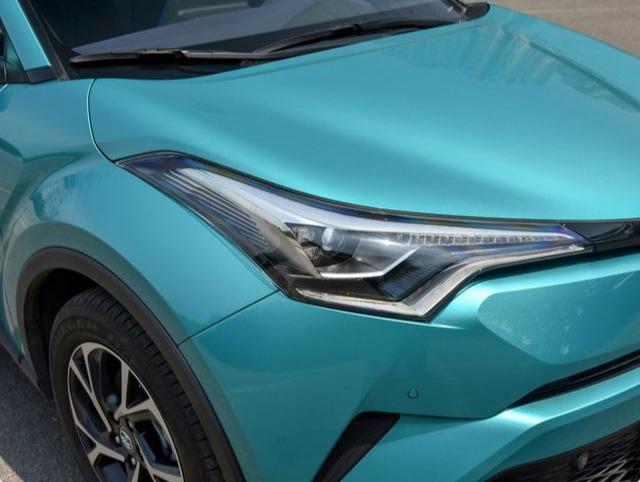 这款小型的SUV,丰田制造质量靠谱,171马力,50升油跑700多公里