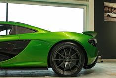 这么多年了 依旧比塞纳看着气场更足 迈凯伦P1