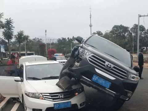 “三者险”买到100万是否有必要？定损员说实话，后悔现在才知道