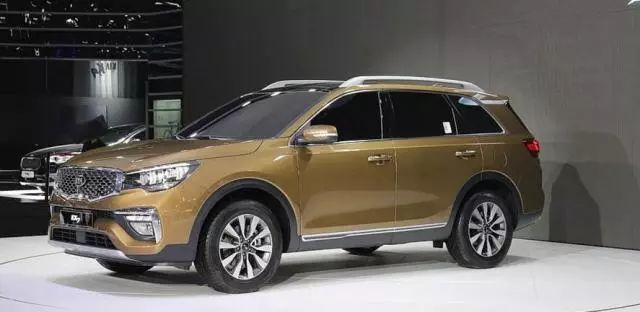 起亚中型suv,比途观还气派,配2.0t+6at,油耗仅7.9l