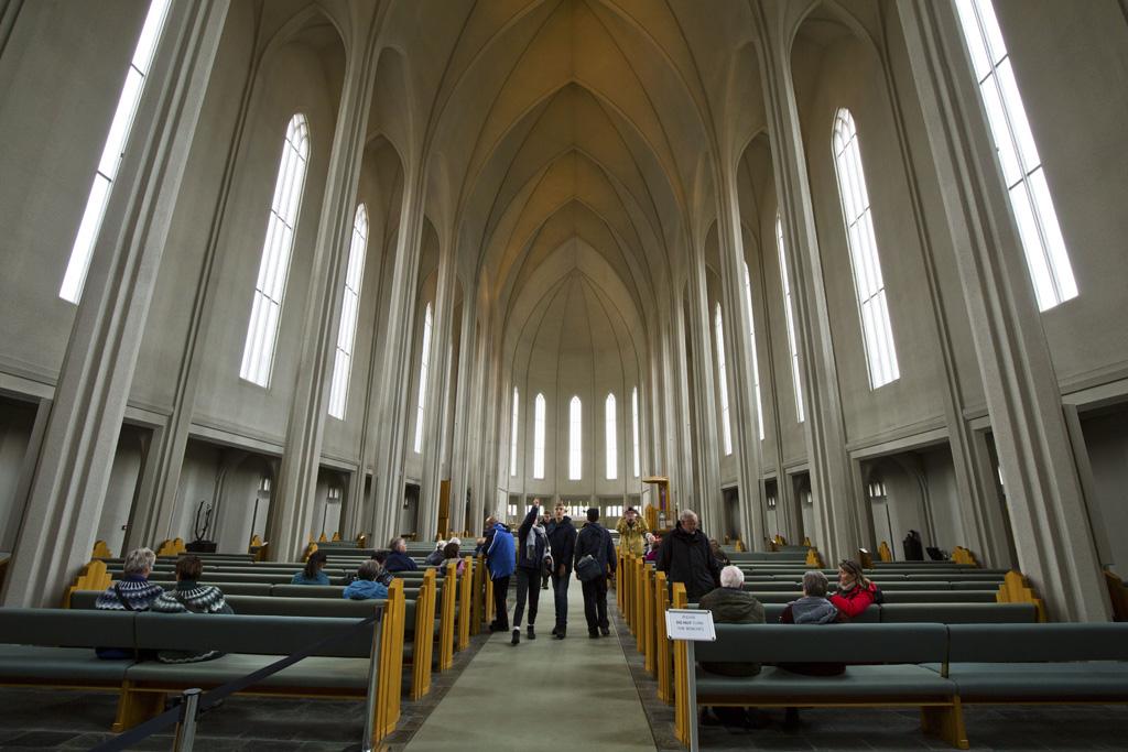 世界唯一一座作为城市地标建筑的教堂——雷克雅未克大教堂