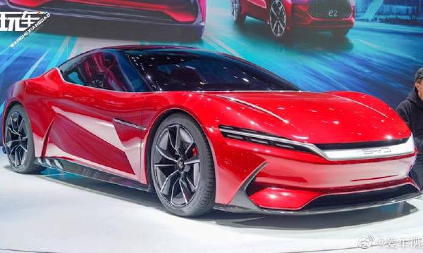 比亚迪不负众望！四门轿跑已上路，长4950mm，2.9秒破百