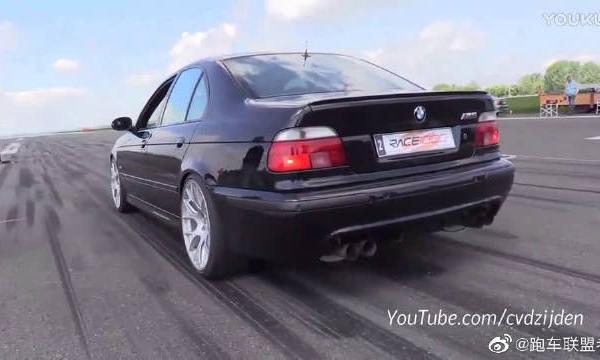 加速狂飙 大马力宝马M5直线性能测试