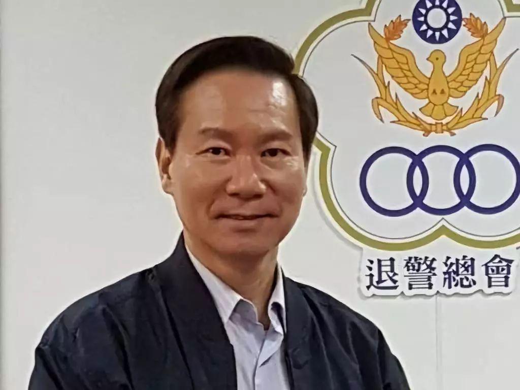 88必发为什么打不开机-因失信限坐飞机高铁,杭州男子花一万多打滴滴到贵州!