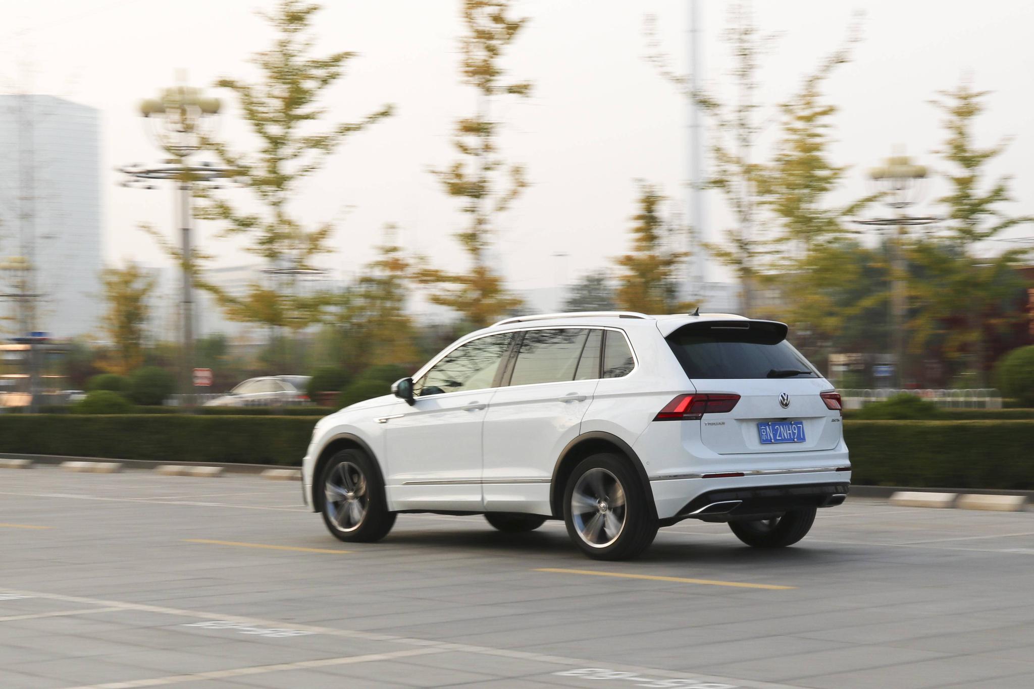 小而精的“原味”德系SUV，试驾进口大众Tiguan