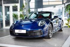 大蓝宝石一枚 保时捷911 Carrera S