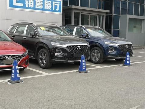 这款20万左右的“豪车”，你心动吗？三排座舱如此“大”！