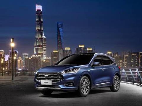 下踩奇骏上挑汉兰达，还未上市就已感到福特Escpe的“杀气”