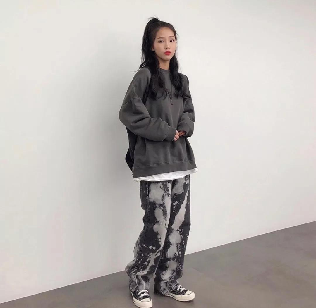 卫衣+阔腿裤,今冬王炸组合,怎么穿都洋气!