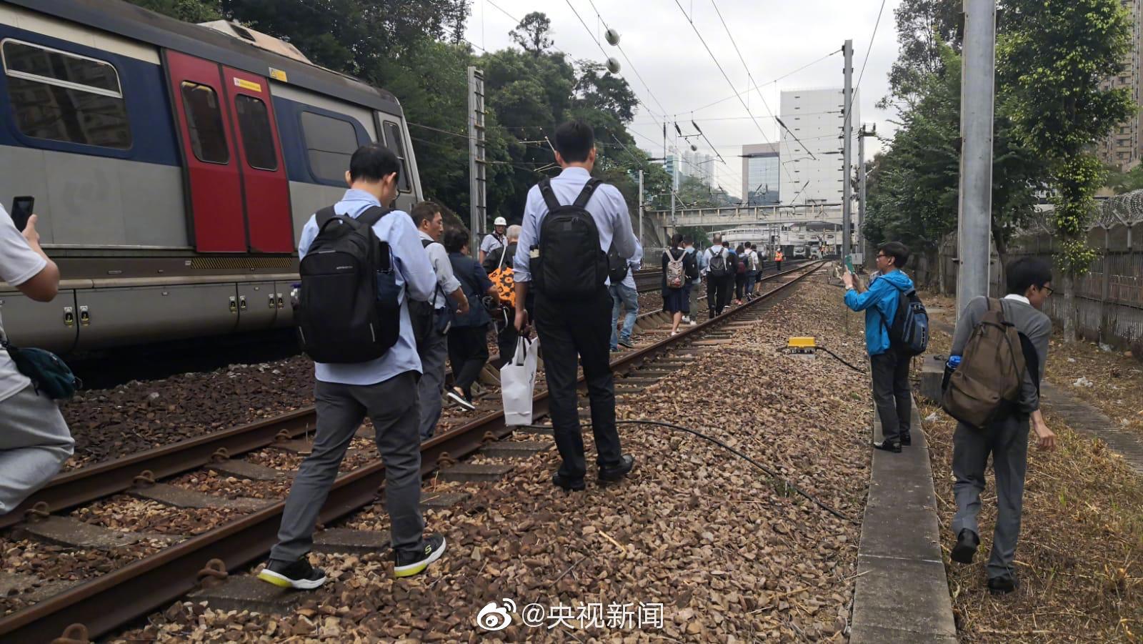 网上娱乐开,工信部:网络提速降费助力信息消费井喷式增长