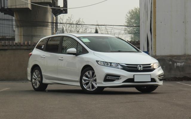 13w起的本田,涡轮、自吸两套动力,AT、CVT任意选,却卖不动