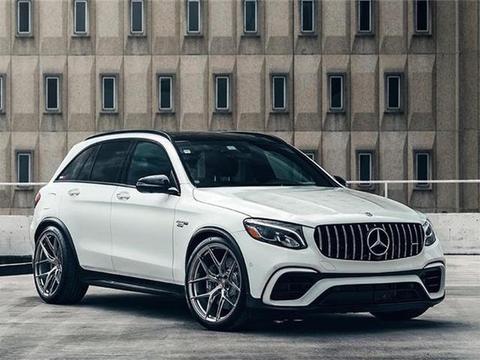 新款奔驰SUV，4.0T V8百公里3.6秒，用实力说话
