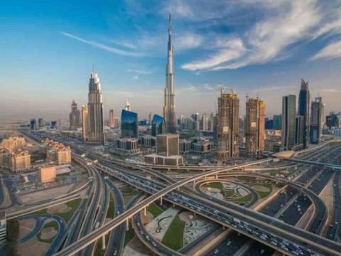 对国人来说，为什么宁愿买低配合资车，也不买高配国产车？