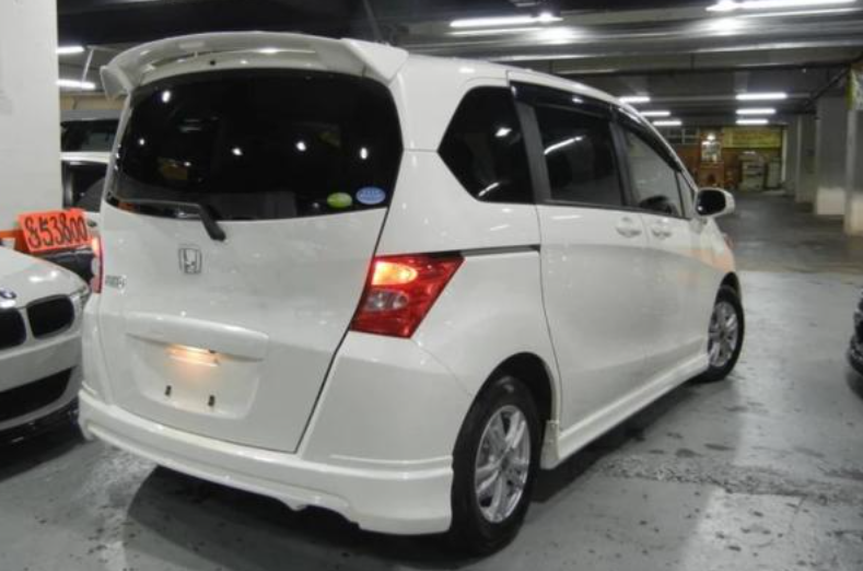 本田最便宜的MPV,10万配侧滑门,要跟“五菱神车”抢市场?