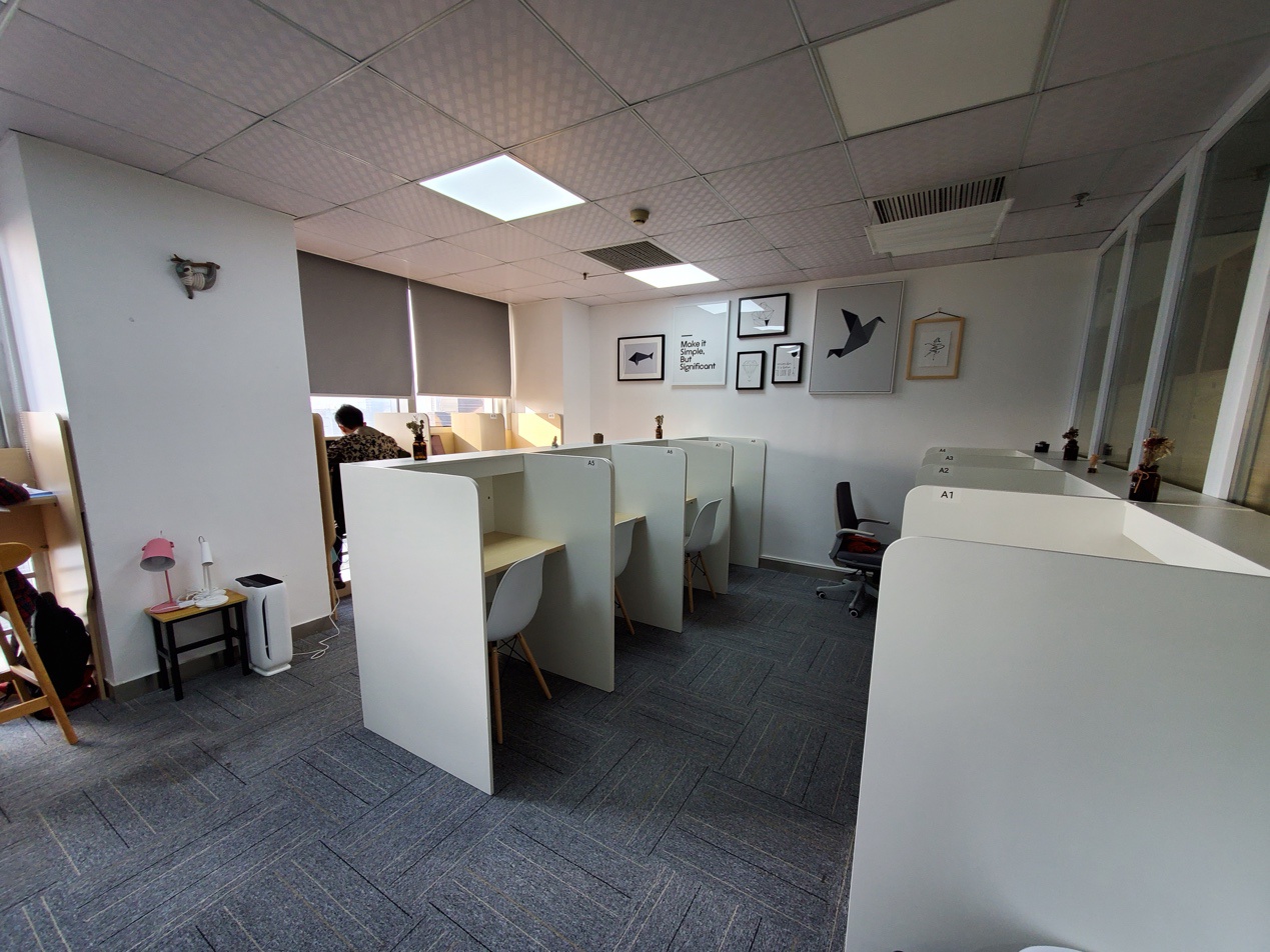 付费自习室每日消费近百元 学员：花钱买环境